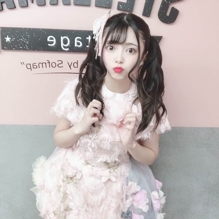 さきすたぐらむさんのインスタグラム写真 - (さきすたぐらむInstagram)「⑅⃝︎ このピンクドレスも着れるのあと一週間ですね´›﹏‹`🌸🎓 . .  #idol #daily #instadaily #instalike #followme #Japanesegirl #fashion #댓글 #팔로우 #일상 #일상스타그램 #사진스타그램 #일본인 #일본 #얼스타그램#데일리 #아이돌 #アイドル #韓国ファッション #メイド #ニーハイ #コスプレ #ニーハイソックス #秋葉原 #衣装 #制服 #アキバ  #ソフマップ #秋葉原アイドル」11月25日 20時33分 - saki_kakaka