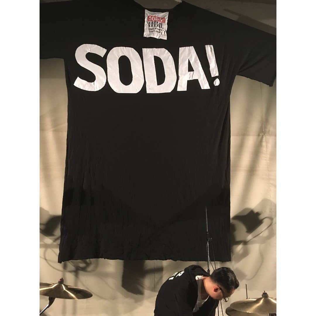 浅野忠信さんのインスタグラム写真 - (浅野忠信Instagram)「SODA!  XXXXXXXXXXＬ! T-SHIRT!」11月25日 20時44分 - tadanobu_asano