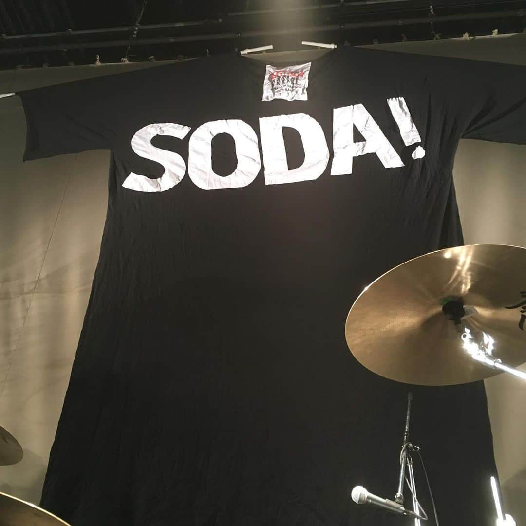 浅野忠信さんのインスタグラム写真 - (浅野忠信Instagram)「SODA!  XXXXXXXXXXＬ! T-SHIRT!」11月25日 20時44分 - tadanobu_asano