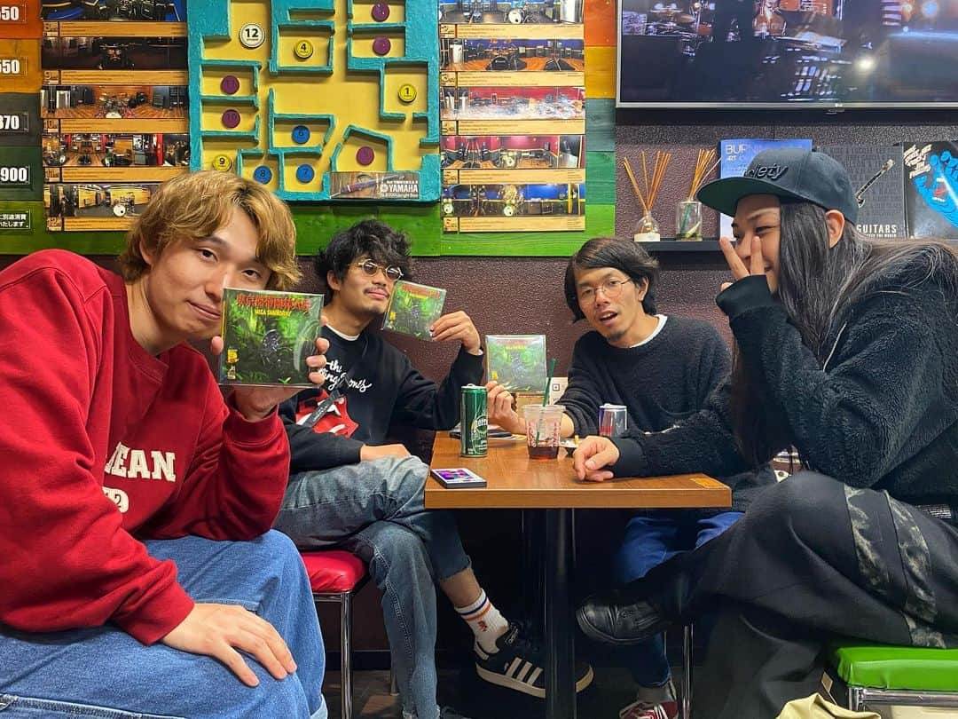モリシーのインスタグラム：「初Mega Shinnosukeリハ。 なかなか良いグルーヴ！ 12/11新代田FEVER 12/28ZEPP FUKUOKA  #megashinnosuke」