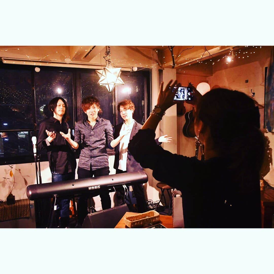 脇田唯さんのインスタグラム写真 - (脇田唯Instagram)「2019/11/24  イノイタル 『空が降りてくる日』  #イノイタル #イノイタルワンマンライブ」11月25日 21時24分 - post_yui