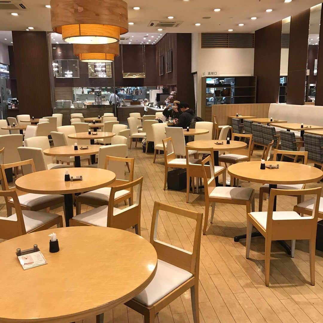 アンジェラ佐藤のグルメインスタ