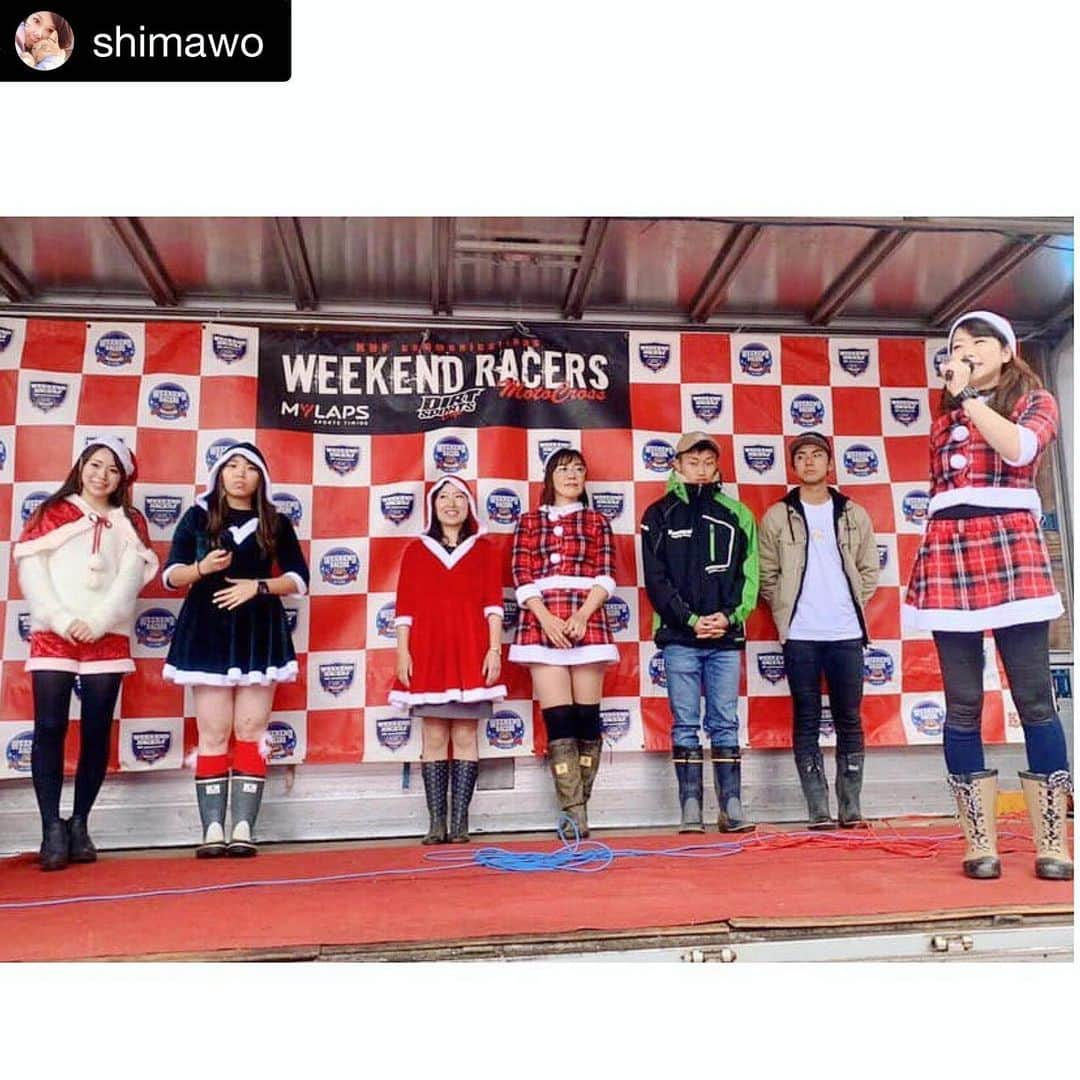 木村亜美さんのインスタグラム写真 - (木村亜美Instagram)「#Repost @shimawo with  #リポスト ・・・ #ハッピーモトクロス @MX408 @スーパーマディコンディション . 使用前(レース前のブリーフィング)時には皆さん識別可能状態であります笑 🤣 #ハッピーモトクロス#MX408 #ダートスポーツ#ダースポ#読者感謝祭 #モトクロスレース#レース参戦記  #オフロード#オフロード女子 #バイク女子#モトクロス女子#バイク熟女#バイク女子と繋がりたい  #サンタコスプレ#木村亜美#アミシマヲ企画#アミシマヲノリ企画 #offroadgirls#motocrossgirls#instamotorcycle#motolifestyle#offroadlifestyle#2wheellife#womanwhoride#girlsonbikes#happymotocross#crf150」11月25日 21時44分 - ami_kimura0327