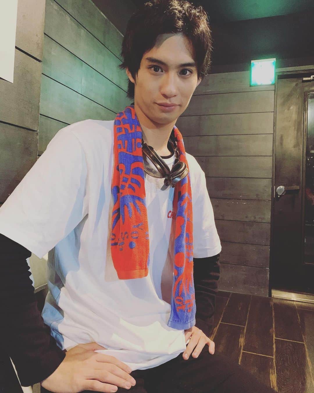 岩義人のインスタグラム：「#限界突破 #岩義人 かっこつけとるね」