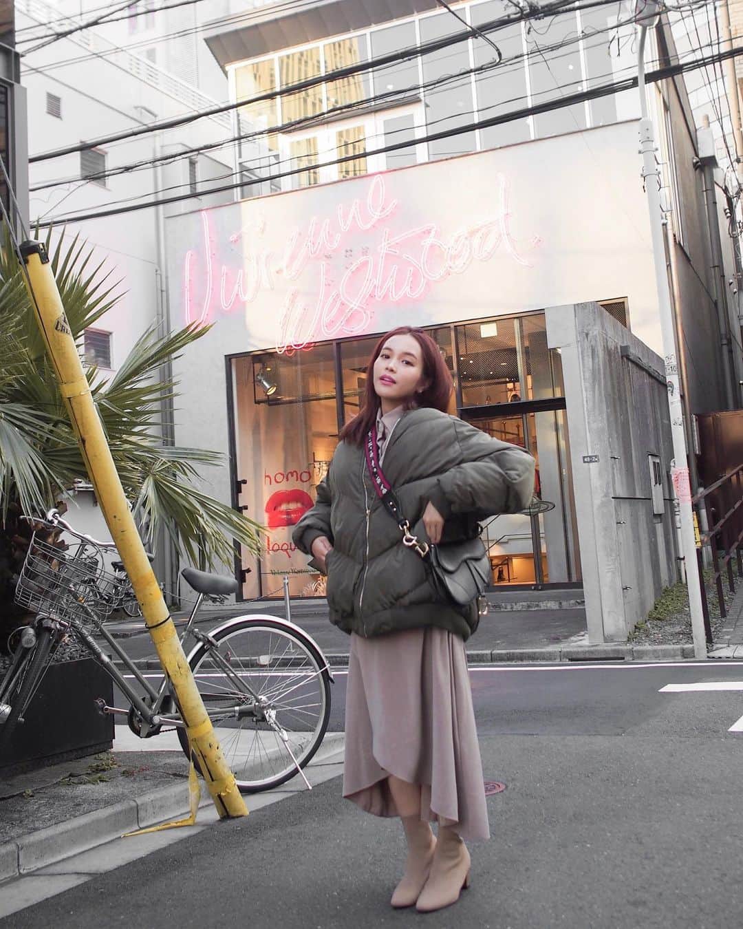 Lilmeのインスタグラム：「珍しい感じ🦠🐬🤍 @valmuer_offcial @valmuer_global  #valmuertravelcamp」