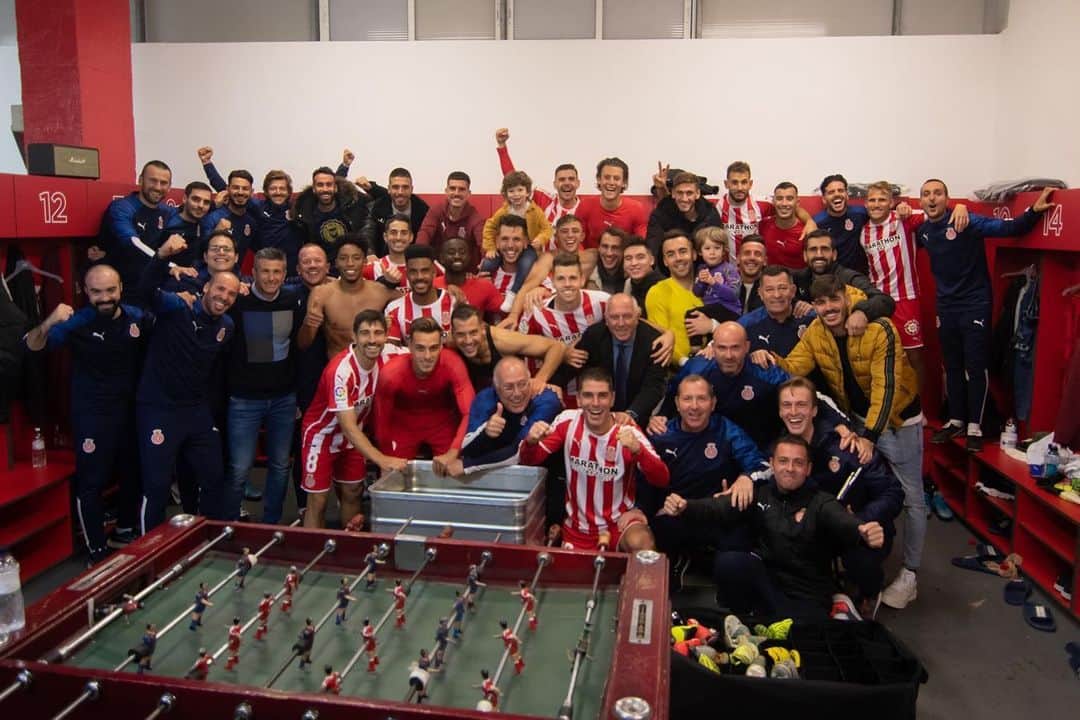 パブロ・マフェオのインスタグラム：「Gran tarde ayer en Montilivi. Todos juntos somos mas fuertes⚽️💪 ❤️#myteam」