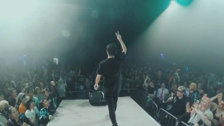 TeddyLoidのインスタグラム：「‪▲ THX PORTLAND @kumoricon ▼‬ ‪♪ TeddyLoid × Kizuna AI - Fireburst‬ ~ Forever Love (VIP Mix) @a.i.channel_official」