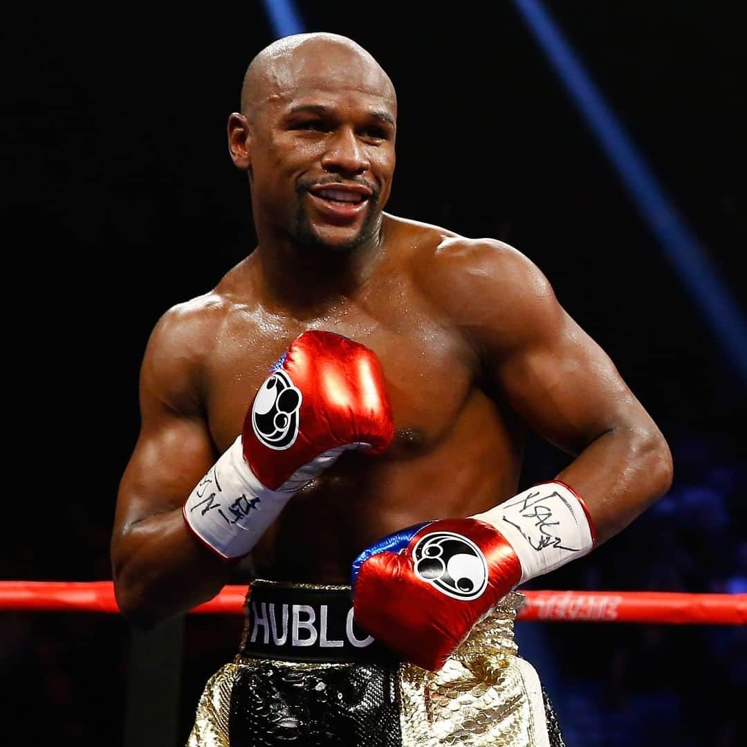 HYPEBEASTさんのインスタグラム写真 - (HYPEBEASTInstagram)「@hypebeastsports: @floydmayweather is reportedly setting up two fights in 2020. If all talks work out and matchups get set, Mayweather will be entering the ring in May and again in September. Fight insiders are speculating that he could be gearing up for a rematch with @mannypacquiao as the Filipino boxer is now represented by Al Haymon, who also manages Mayweather. Stay tuned for more details.⁠ Photo: Al Bello/Getty Images」11月25日 23時35分 - hypebeast