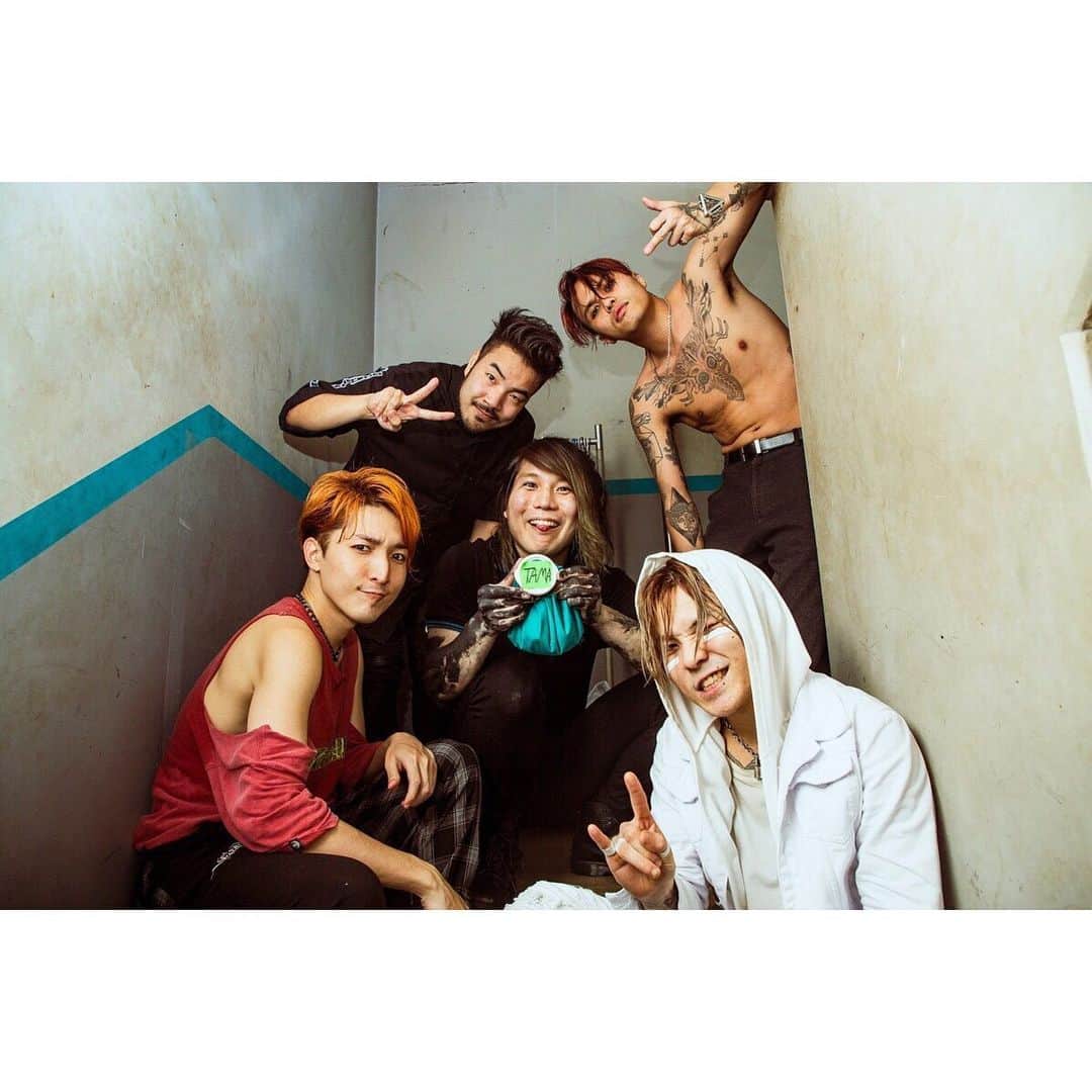 のインスタグラム：「‪Crossfaith、京都公演殺影完了！！‬ ‪#Crossfaith‬ ‪#写殺‬」