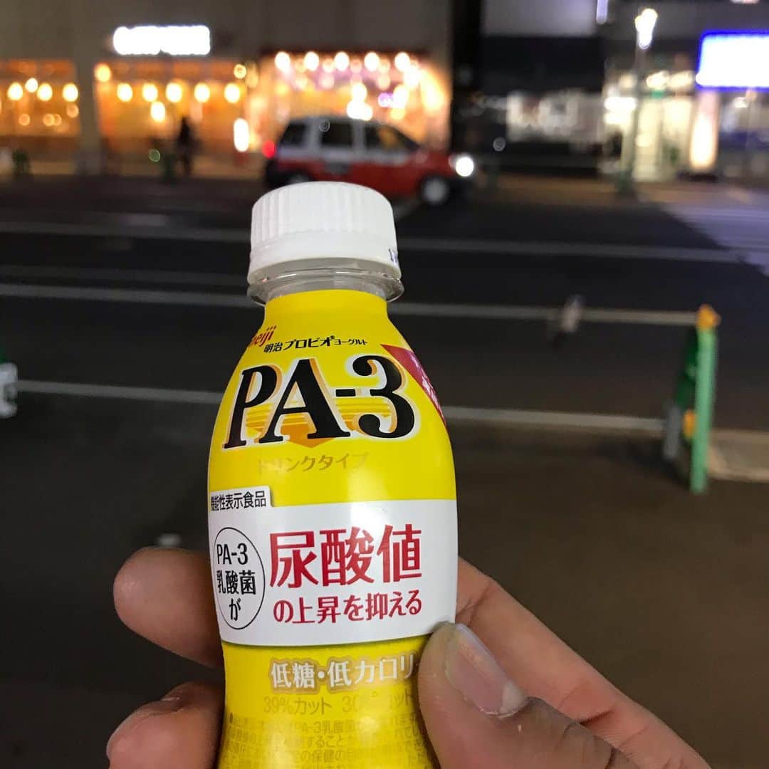 石川修司のインスタグラム：「親指が痛い。。ま、まさか」