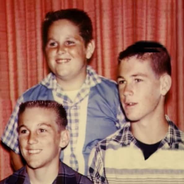 ブライアン・ウィルソンさんのインスタグラム写真 - (ブライアン・ウィルソンInstagram)「The Wilson Brothers: Brian with Carl & Dennis - circa 1956 #1956 #thewilsons #hawthorne #california」11月25日 23時55分 - brianwilsonlive