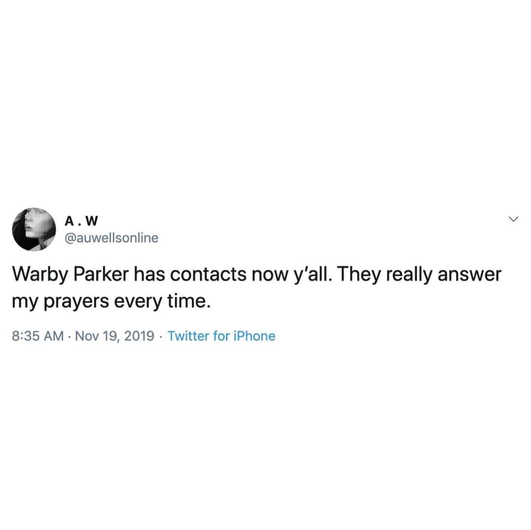 Warby Parkerさんのインスタグラム写真 - (Warby ParkerInstagram)「ICYMI: Last week we launched our first-ever daily contact lens, Scout by Warby Parker! Swipe ➡️for some of your reactions 👁💙 (Link in bio to get started with a Scout trial pack!)」11月26日 0時03分 - warbyparker
