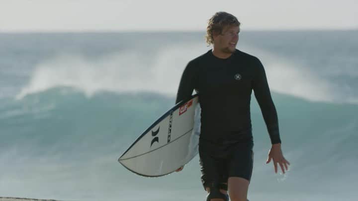 ジョン・ジョン・フローレンスのインスタグラム：「Thank you @hurley for supporting me through the process!」