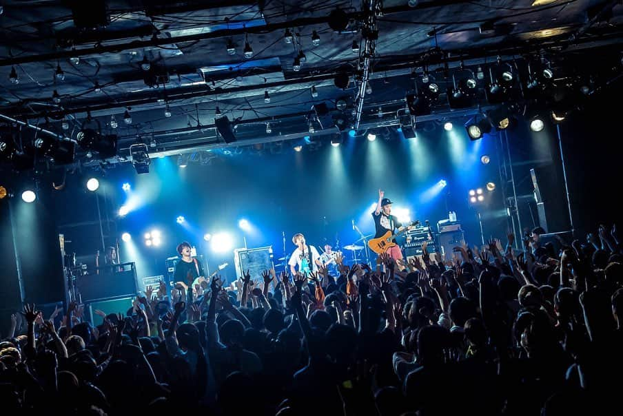 HIROKAZさんのインスタグラム写真 - (HIROKAZInstagram)「『DR.MARTENS presents STYLE of TOKYO LIVE 2019』  恵比寿LIQUIDROOM( 2019.11.25 )  ヤオタケシ📸( @takeshiyao )  @drmartens_japan  @drmartensofficial」11月26日 11時08分 - hirokaz04ls