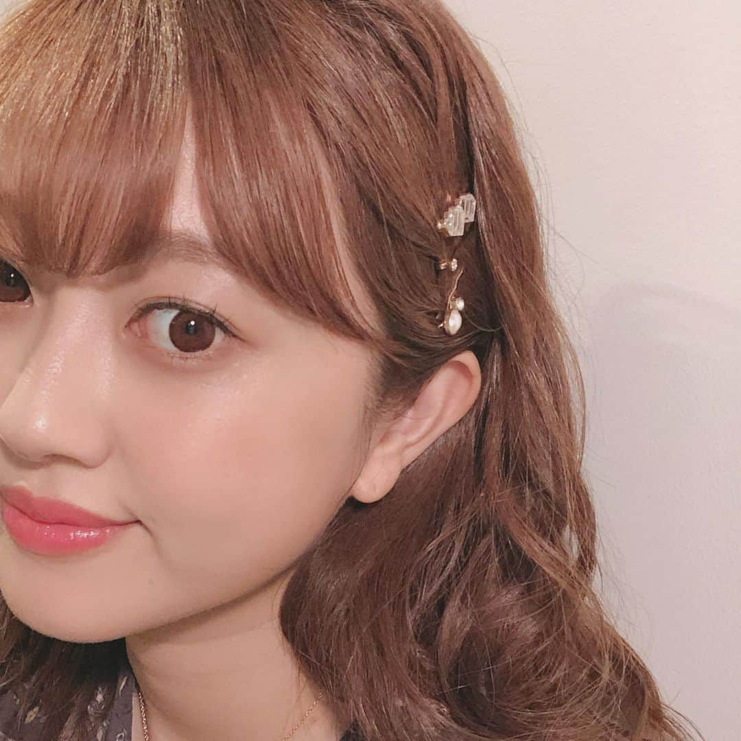 菊地亜美さんのインスタグラム写真 - (菊地亜美Instagram)「. マツエクやめてまつげパーマにして4ヶ月くらい経ちますが、マスカラの楽しさがまだ続いてる🍇これはかなりナチュラルめ。 パーマはアコルデさんで1ヶ月以上前にやってもらったのだけどね。 . 今からロケ行ってきます💃 今日の19時に、リクエストを頂いてたバッグの中身紹介がYouTubeにupされます✨是非見てね💕」11月26日 11時21分 - amikikuchi0905