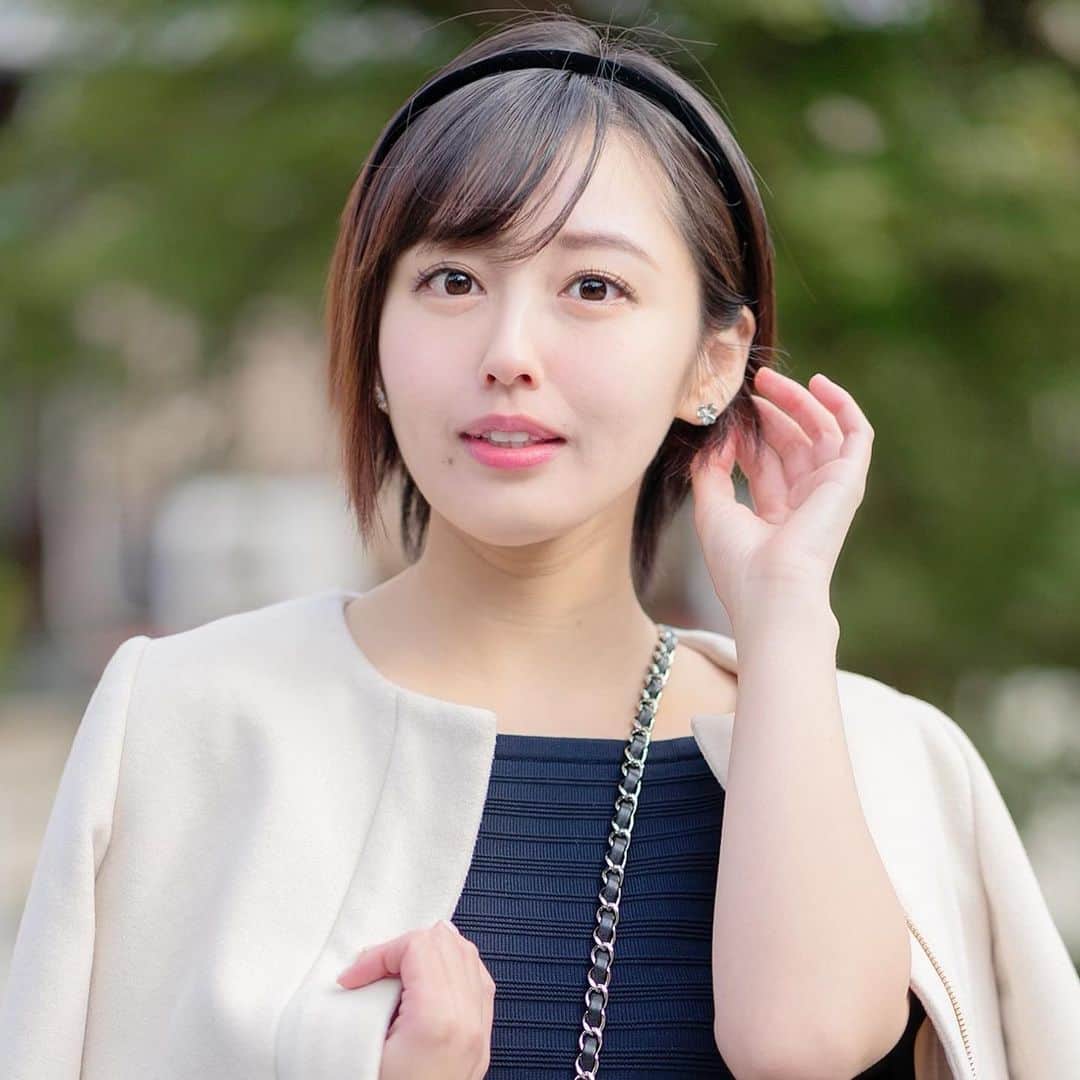 のインスタグラム：「慶應義塾大学に合格しました💯 #followme #フォローミー #自由が丘 #tedbaker #vancleefarpels」
