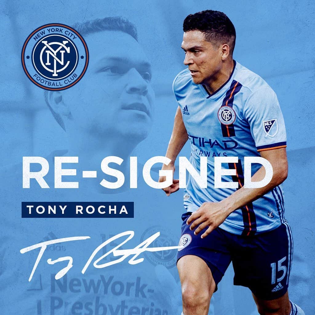 ニューヨーク・シティFCさんのインスタグラム写真 - (ニューヨーク・シティFCInstagram)「Tony Rocha is officially back for the Boys in Blue ✍️ #nycfc」11月26日 4時10分 - nycfc