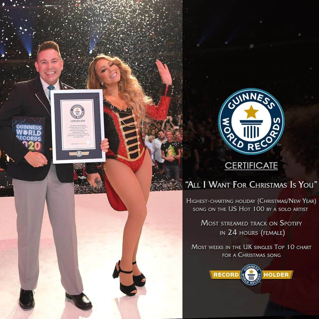 マライア・キャリーさんのインスタグラム写真 - (マライア・キャリーInstagram)「Thank you so much Guinness World Records for honoring me with three records in the 2020 book! Michael from @guinnessworldrecords presented me with a certificate on stage, so naturally, I asked him to join us for the #AllIWantForChristmasIsYou finale! 😉🎅💝 📸 Denise Truscello」11月26日 5時05分 - mariahcarey