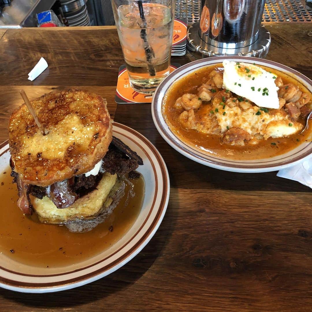 Phil Heathのインスタグラム：「After filming all weekend long for the @phit_app I felt I deserved this amazing cheat meal. Shrimp n Grits with Eggs and this incredible French toast with fried chicken bacon and egg and extra maple syrup. This meal as my fans know has zero chance of survival! Let’s Eat!」