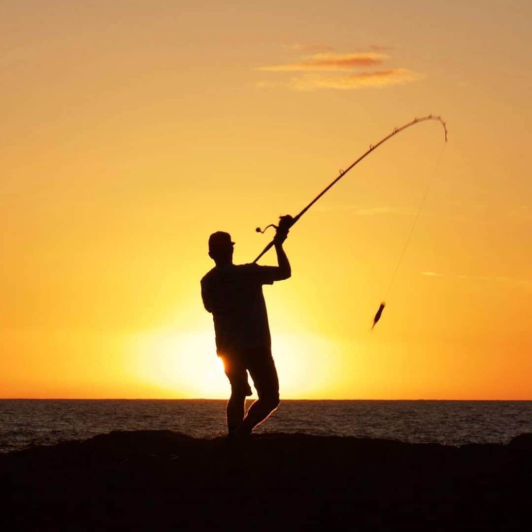 Electric_Fishingさんのインスタグラム写真 - (Electric_FishingInstagram)「That  anticipation of the unknown.⁣ ⁣ 📸 @kaiwi_joe ⁣ #ElectricSunglasses⁣ #PolarizedSunglasses⁣ #StyleThatPerforms⁣ #ElectricFishing」11月26日 11時47分 - electric_fishing
