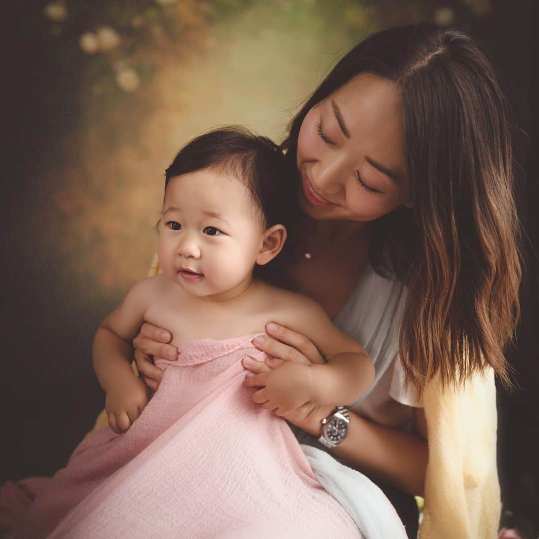ユージン・リー・ヤンさんのインスタグラム写真 - (ユージン・リー・ヤンInstagram)「“That’s a good Asian baby” 👶🏻 Photos by @kayleighashworthphotography  Good Asian Baby by @junejieunhan」11月26日 7時22分 - eugeneleeyang