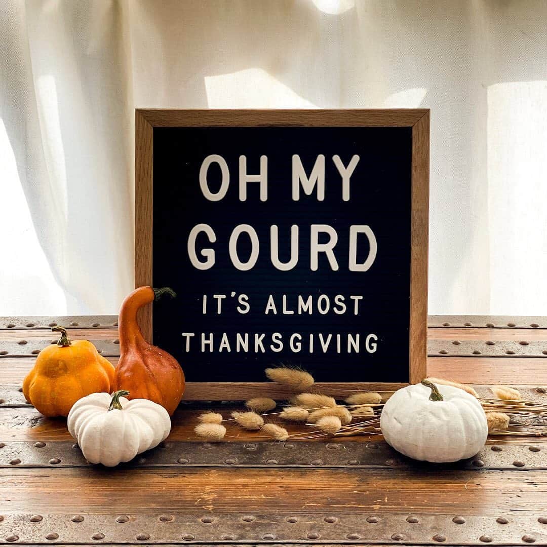 のインスタグラム：「It’s almost Thanksgiving which means it’s almost #BlackFriday! Start making those holiday Ella Moss wish lists now.」