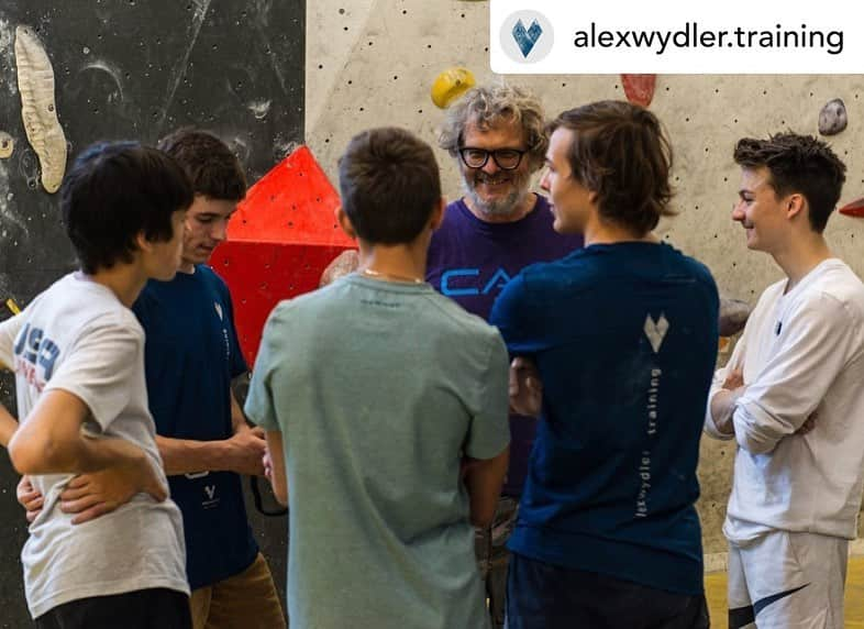 ウド・ノイマンさんのインスタグラム写真 - (ウド・ノイマンInstagram)「Those kids climb faster than their shadows! Posted @withrepost • @alexwydler.training We had an inspirational blast💥 last Weekend!  Thank you @_udini_ for giving us such nice insights in your work. And many thanks to @jasmin_biller for helping me organising this @jugendundsport event. And thanks to all coaches and athletes who made this event perfect! . . . . #climbingtraining #alexwydlertraining @griffig_kletterhalle @vivobarefootswitzerland #climbingtrainingzurich #alexwydlertraininginsights #climbingteammontis #teammontis #climbingteam #climbingismypassion #zurichclimbers #swissclimbingteam #trainingmotivation #trainingsession #coachthecoach #swissclimbing #jugendundsport #climbingperformancecoaching #ideastoimproveyourclimbing」11月26日 9時36分 - _udini_