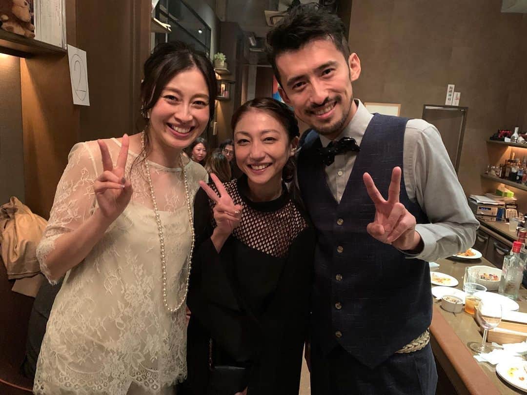 中川愛海さんのインスタグラム写真 - (中川愛海Instagram)「奈里ちゃん&おっち❤️おめでとう🎈🎈🎈🎉🍾🎉 @ami_nakagawa_  #中川愛海 #一日一回カンパイ  #happywedding」11月26日 19時41分 - ami_nakagawa_