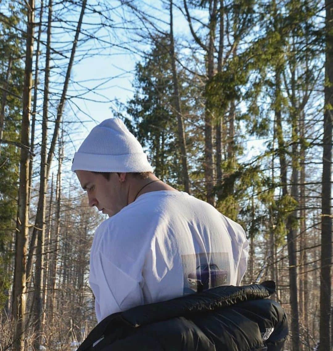 ベドウィンのインスタグラム：「Fresh snap from Russia !! @suprussian wears our spot tee collection  #bedwinsnap #bedwin #bedwinandtheheartbreakers」