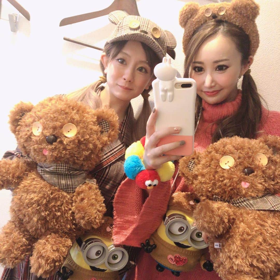 sayoのインスタグラム：「ティムとミニオンが死ぬほど好き🐻❤️ 最近はユニコーンも好き💖 早く来月になぁれ🐻❤️ #usj#ユニバ#ミニオン#ティム#pink#twins#minions#tim#osaka#universalstudiosjapan」