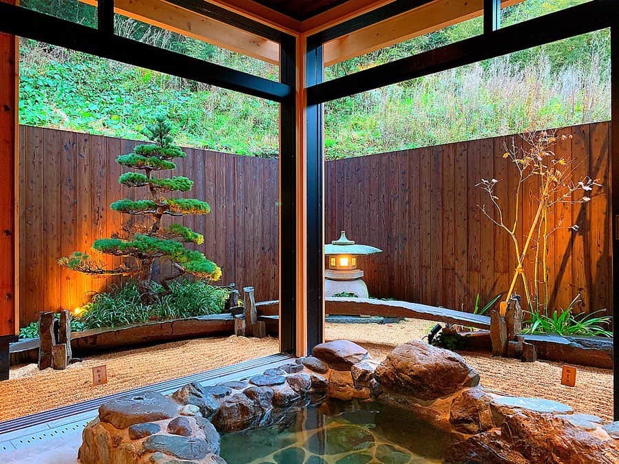 百合華のグルメインスタ