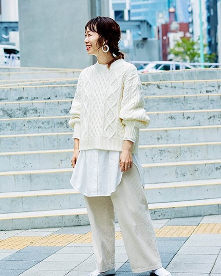 LOWRYS FARM-TWさんのインスタグラム写真 - (LOWRYS FARM-TWInstagram)「KNIT STYLE SAMPLE by LOWRYS FARM STAFF🙋‍♀ . 秋冬換季時不可少的針織單品 從令人眼睛一亮的色彩到設計時髦的剪裁 各種豐富款式由日本店員示範給您😉 . 雑賀みるく・朱虹ちゃん 著用針織單品 (160cm) 🔎no.840687圓領落肩麻花針織 . #lowrysfarm #new #lf_tw #tops #winter #winteroutfit #winterfashion #lookbook #style #snap #穿搭 #コーデ #冬裝 #ローリーズファーム #ローファー #大人カジュアル」11月26日 11時54分 - lowrysfarm_tw