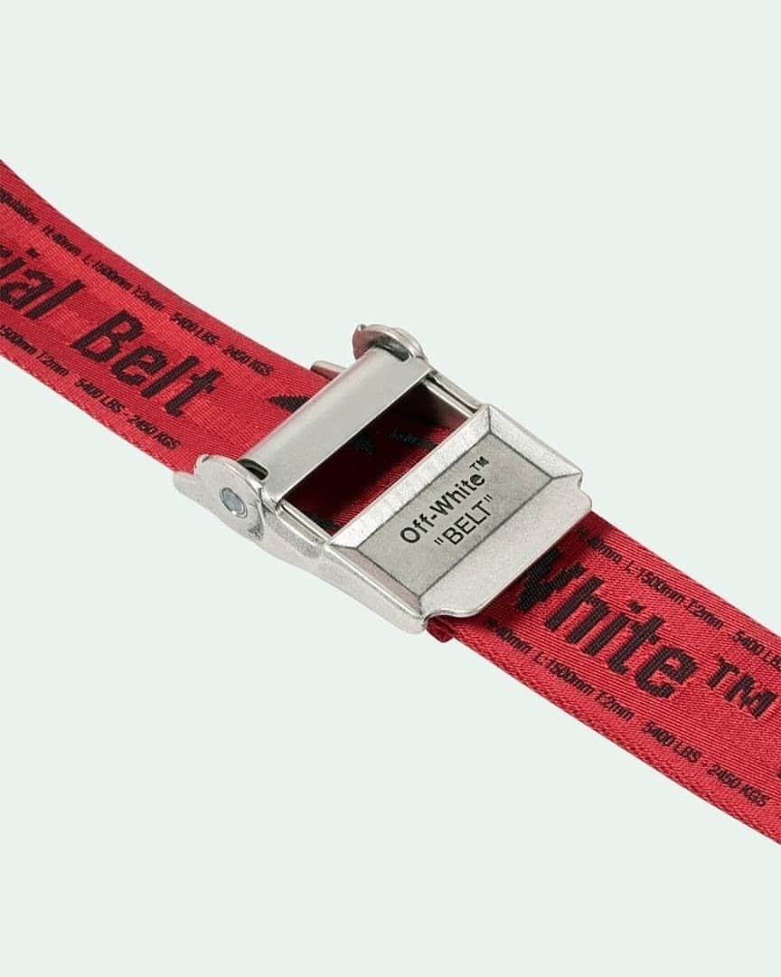 OFF-WHITE C/O VIRGIL ABLOHさんのインスタグラム写真 - (OFF-WHITE C/O VIRGIL ABLOHInstagram)「Off-White™ red 2.0 industrial belt now available online and in store worldwide」11月26日 12時01分 - off____white