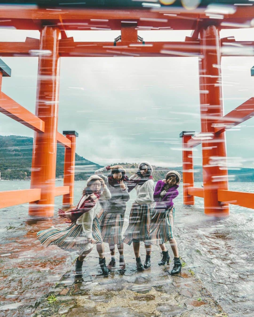 kenta_soyoungさんのインスタグラム写真 - (kenta_soyoungInstagram)「Hakone stripe girls. . . . . . #女子旅 のイメージで撮りました。 楽しかったなぁ〜〜🌟 #ソーヤング球団 . . . model: @aoino_mami  @nuri.eq  @miki_maihara  @honoka_615」11月26日 13時21分 - kenta_soyoung