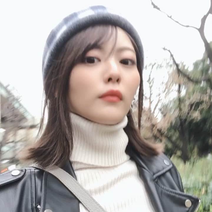 比良祐里のインスタグラム：「新しい帽子☃️☃️💓 . . #冬支度 #ギンガムチェック」