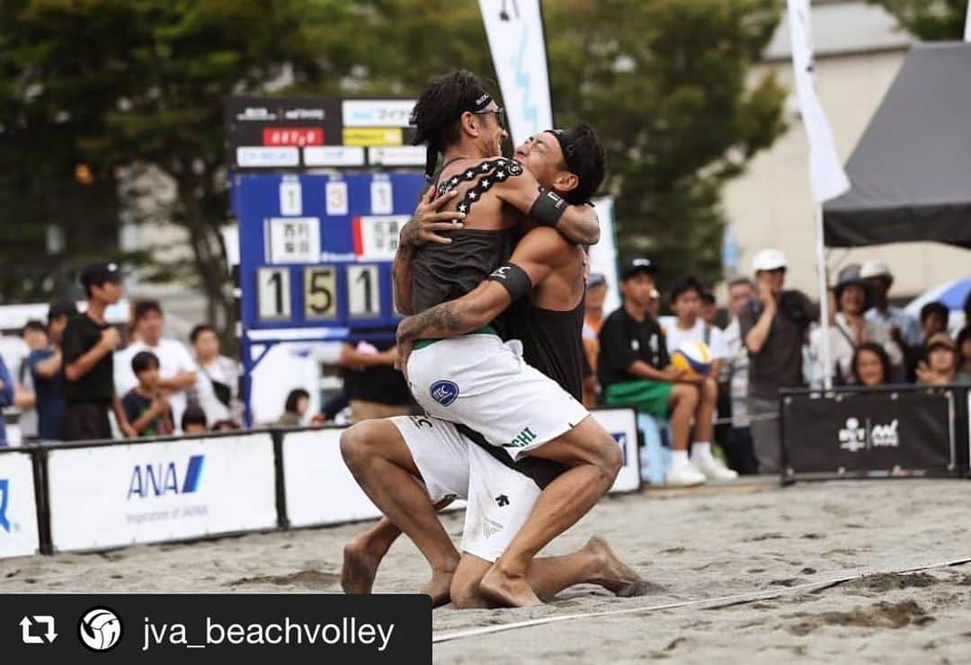 西村晃一さんのインスタグラム写真 - (西村晃一Instagram)「#repost @jva_beachvolley via @PhotoAroundApp  @koichi.nishimura & @daisuke777shibata are🏆of Rd.5 #matsuyama in the Mynavi Japan Beach Volleyball Tour 2019 #beachvolleyball #beachvolley #beachgames #beach #japan #japantour #yuinagata #yukakosuzuki #西村晃一 #柴田大助」11月26日 13時49分 - koichi.nishimura