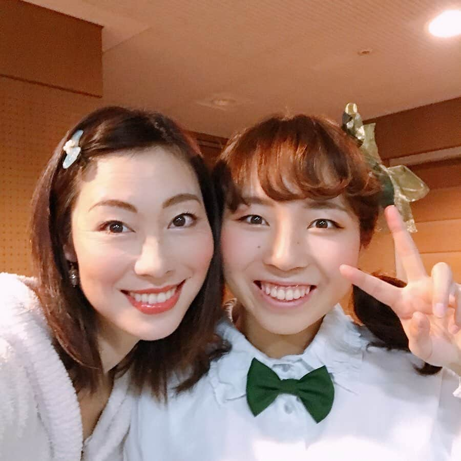 佐藤康恵さんのインスタグラム写真 - (佐藤康恵Instagram)「皆さまのおかげで無事、ミュージカル『小公女セーラ』終演いたしました💖 150年以上前の作品が今も皆様に愛され受け継がれていく感動を改めて、女優として体感させられました🌟 子供がいても👶🧒いや、周りの支えがあるから私は女優として羽ばたけます！今回は改めて芝居を愛する自分自身と向き合うことが出来ました！ 本当にありがとうございました😊  #愛するセーラ様 #ミュージカル #佐藤康恵 #女優 #actress #japan #歌手 #デザイナー #モデル #ysjewel #今回もデザインしました！ #朝クマさん🐻 #素子さん姉さん #Wキャスト木月ちゃん #演出家宇治川さん #大好きなキャスト達」11月26日 14時54分 - yasuesato.official