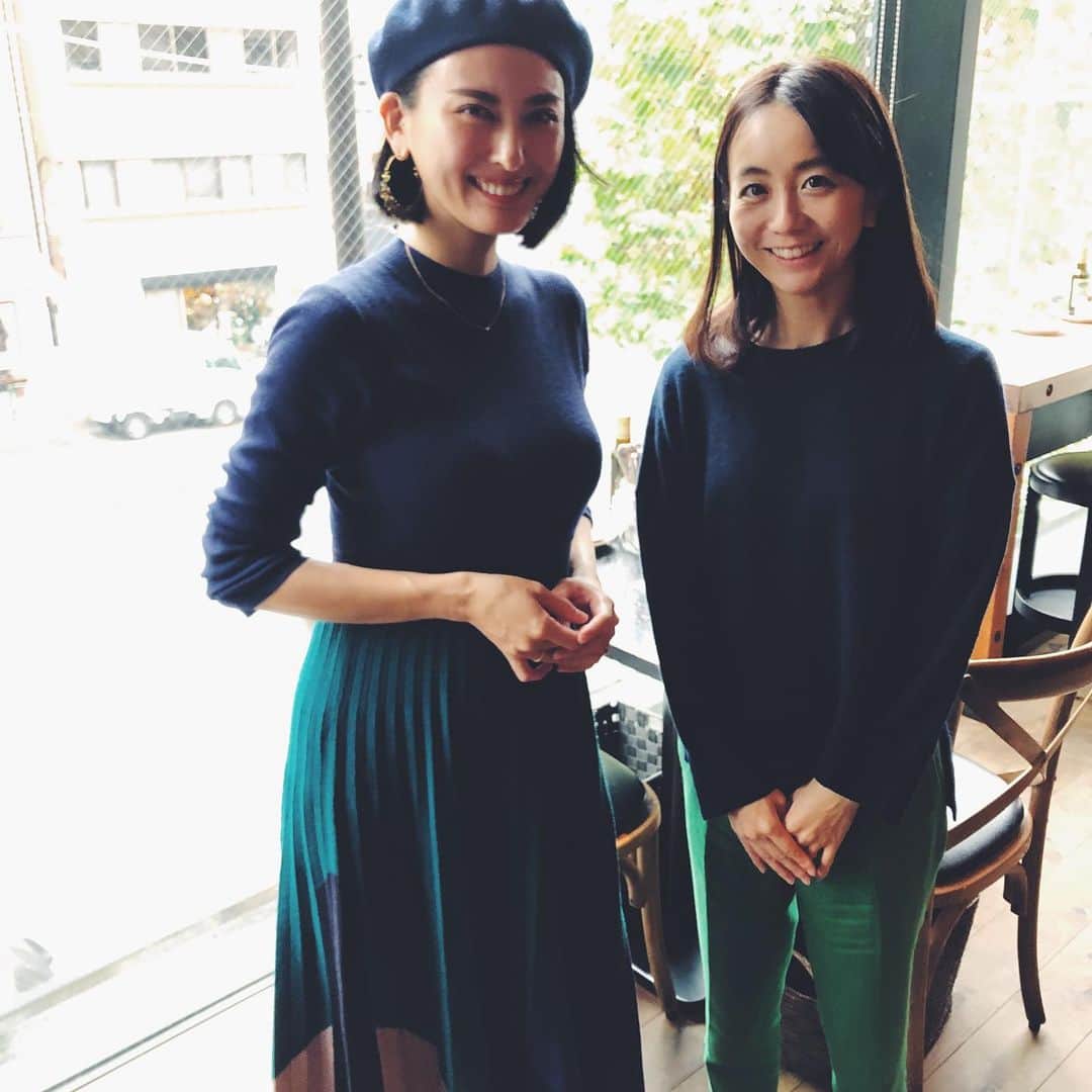 尾形沙耶香さんのインスタグラム写真 - (尾形沙耶香Instagram)「#reunited with @fukuda.moe ☕️ モエちゃんと #嬉しい再会 ! 見習いたいと思う所がいっぱいで、今日もまた良い刺激をうけました♪ 有難う😉」11月26日 15時17分 - sayakaogata