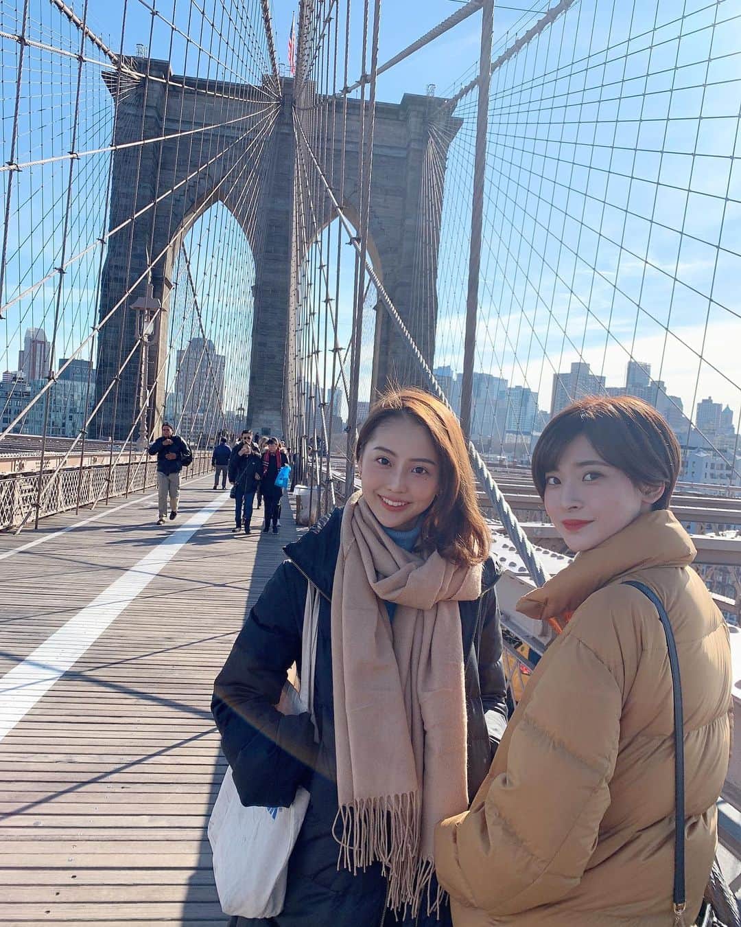 鈴木康代さんのインスタグラム写真 - (鈴木康代Instagram)「まゆのおかげで生還できました🗽 英語を話すたびに日本語が不自由になっていくのが面白かったです🥺  #brooklynbridge」11月26日 16時15分 - 88_grm