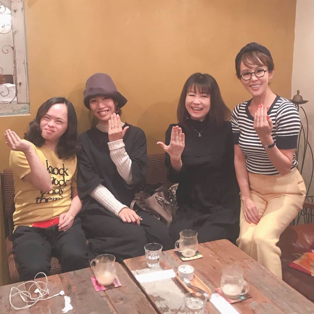 金子エミさんのインスタグラム写真 - (金子エミInstagram)「カイトが皆んなを笑顔にする！^ ^^ ^^ ^^_^素敵な未来のトークショーの打ち合わせをしました🙇‍♂️🙇‍♀️ 12/13が楽しみです。」11月26日 16時23分 - emikaneko1114