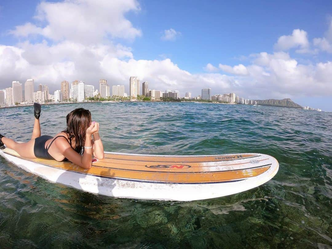 福王寺彩野さんのインスタグラム写真 - (福王寺彩野Instagram)「🏄‍♀️💙💙💙 @surfergirlacademy @mitokasuya #hawaii #surftrip #ilovesurf #surfergirlacademy 📸 @hungryyuko」11月26日 16時26分 - ayano_fukuoji