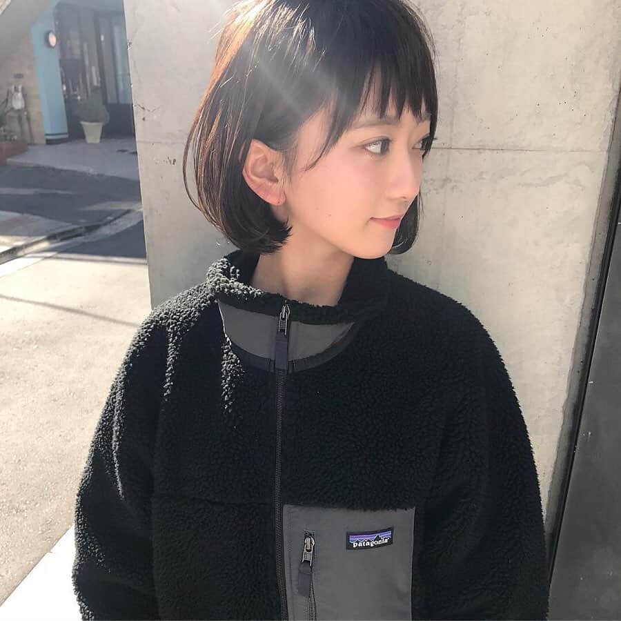 LALA公式さんのインスタグラム写真 - (LALA公式Instagram)「ショートヘアカタログ＊﻿﻿﻿﻿﻿ ﻿﻿﻿﻿﻿ -素敵なヘアスタイルをRepostでご紹介させて頂いてます。写真はご本人様に【掲載許諾】をとっております-﻿﻿﻿﻿﻿﻿﻿﻿ ﻿﻿﻿﻿﻿﻿﻿ @asakura_acqua さんありがとうございました。﻿﻿﻿﻿﻿﻿﻿﻿ ﻿﻿﻿ ——————————————————﻿﻿﻿﻿﻿﻿﻿﻿﻿﻿﻿﻿ ﻿﻿﻿﻿﻿﻿﻿﻿﻿﻿ 2018.2月OPEN！！﻿﻿﻿﻿﻿﻿﻿﻿﻿﻿﻿﻿ LALAは、全国の厳選した美容師だけを掲載するヘアカタログメディアです。﻿﻿﻿﻿﻿﻿﻿﻿﻿﻿﻿﻿ ﻿﻿﻿﻿﻿﻿﻿﻿﻿﻿﻿﻿﻿﻿﻿﻿﻿﻿ 技術、センス、サービスにこだわるプロフェッショナルが、毎日のサロンワークでお客様に提案するリアルなヘアスタイルを掲載しています。﻿﻿﻿﻿﻿﻿﻿﻿﻿﻿﻿﻿ ﻿﻿﻿﻿﻿﻿﻿﻿﻿﻿﻿﻿ あなたの魅力を引き出す運命の美容師をみつけてください。﻿﻿﻿﻿﻿﻿﻿﻿﻿﻿﻿﻿ ﻿﻿﻿﻿﻿﻿﻿﻿﻿﻿﻿﻿ サイトはプロフィールのリンクからご覧ください。﻿﻿﻿﻿﻿﻿﻿﻿﻿﻿﻿﻿ ﻿﻿﻿﻿﻿﻿﻿﻿﻿﻿ —————————————————— ﻿﻿﻿﻿﻿﻿﻿﻿﻿﻿﻿﻿ ﻿﻿﻿﻿﻿﻿﻿﻿﻿﻿﻿﻿ ﻿﻿﻿ ▶︎掲載をお考えのサロン様、スタイリスト様へ LALAサイト内、一番下にある「掲載をお考えの方へ」からお問い合わせください。﻿﻿﻿﻿﻿﻿﻿﻿﻿﻿﻿﻿﻿﻿﻿﻿﻿﻿﻿﻿ ﻿﻿﻿﻿﻿﻿﻿﻿﻿﻿﻿﻿﻿﻿﻿﻿ ﻿﻿▶︎インスタ内でヘアスタイルの紹介をご希望される方へ﻿﻿﻿﻿﻿﻿﻿﻿﻿﻿﻿﻿ @lala__hair #lala__hair をフォロー&タグ付けください📌厳選して紹介させて頂きます。﻿﻿﻿﻿﻿﻿﻿﻿﻿﻿﻿﻿﻿﻿﻿﻿﻿﻿ ﻿﻿﻿﻿ ﻿﻿﻿ ——————————————————﻿﻿﻿﻿﻿﻿﻿﻿﻿ ﻿﻿﻿﻿ ﻿ ﻿ #ショートヘア #ショート #マッシュショート #ショートカット #ショートボブ #ショートヘアアレンジ #ショートヘアー #パーマスタイル #ボブ #パーマ #ショートカット女子 #ヘアスタイル #ヘアカタログ #暗髪 #髪型 #髮型 #髮型屋 #髮型設計 #发型 #造型 #短髮 #日系髮型 #女生髮型 #女生短髮 #복구펌 #짧은머리 #숏컷 #중간머리 #복구펌」11月26日 16時32分 - lala__hair