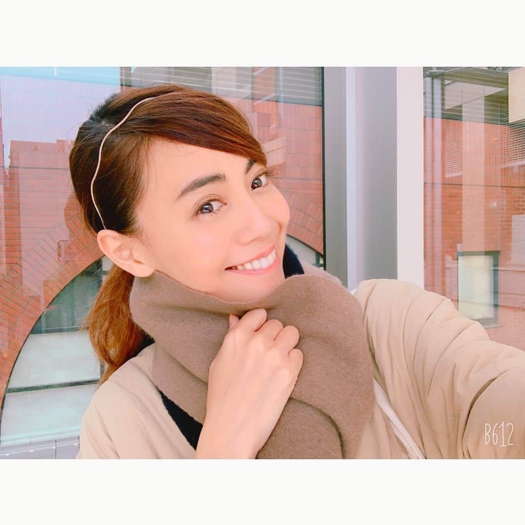 廣瀬麻伊のインスタグラム：「かゎぃぃ カチューシャ見つけたぁ うれしぃ╰(*´︶`*)╯♡ 年末までもう一息　がんばろ〜っ 皆さま、風邪ひかなぃょーに🤧♪💕」
