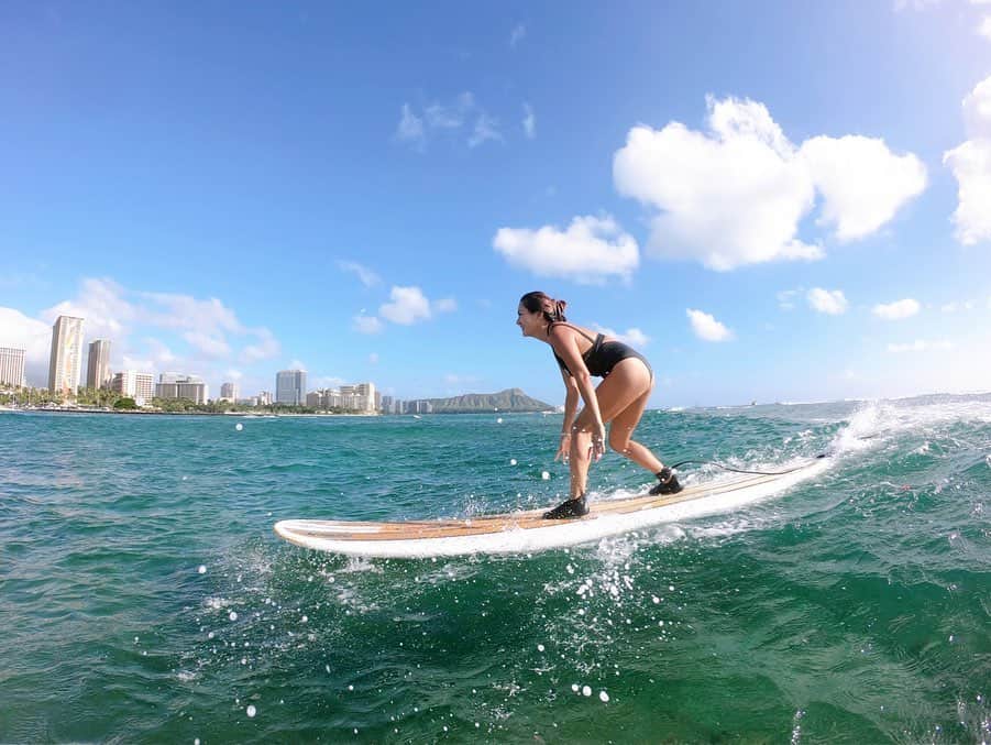福王寺彩野さんのインスタグラム写真 - (福王寺彩野Instagram)「surfing,surfing,surfing🌊🏄‍♀️🏄‍♀️🏄‍♀️🏝 #hawaii #surf #surfing #surfgirl  #surftrip #ilovesurf #surfergirlacademy @surfergirlacademy #毎日サーフィン」11月26日 17時06分 - ayano_fukuoji