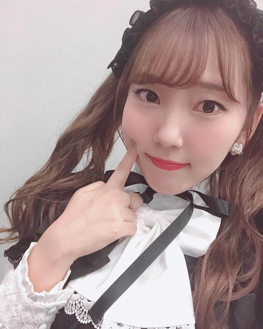 木下望さんのインスタグラム写真 - (木下望Instagram)「ポートランドのkumoriconに出演した時に、fashion showでいつもお世話になっているATELIER PIERROTさんのお洋服を着ました👗どれも可愛くて🥺！嬉しかったです🥺！ STARMARIEの最新衣装も望はATELIER PIERROTさんのものです👗🎀 #atelierpierrot #アトリエピエロ #ファッションショー #ロリータファッション #ゴスロリ #ツインテール #starmarie」11月26日 17時20分 - nonchan_starmarie