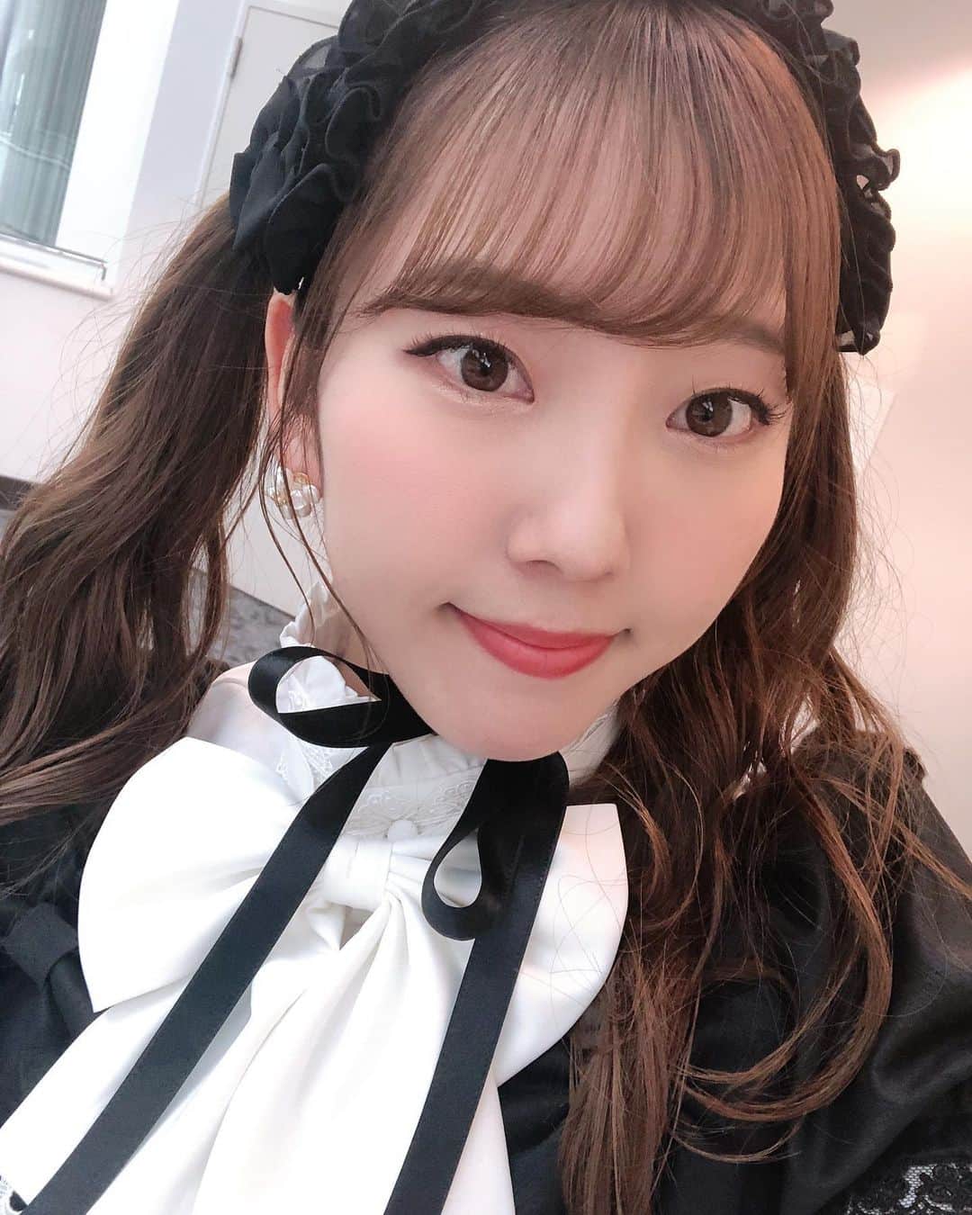 木下望さんのインスタグラム写真 - (木下望Instagram)「ポートランドのkumoriconに出演した時に、fashion showでいつもお世話になっているATELIER PIERROTさんのお洋服を着ました👗どれも可愛くて🥺！嬉しかったです🥺！ STARMARIEの最新衣装も望はATELIER PIERROTさんのものです👗🎀 #atelierpierrot #アトリエピエロ #ファッションショー #ロリータファッション #ゴスロリ #ツインテール #starmarie」11月26日 17時20分 - nonchan_starmarie