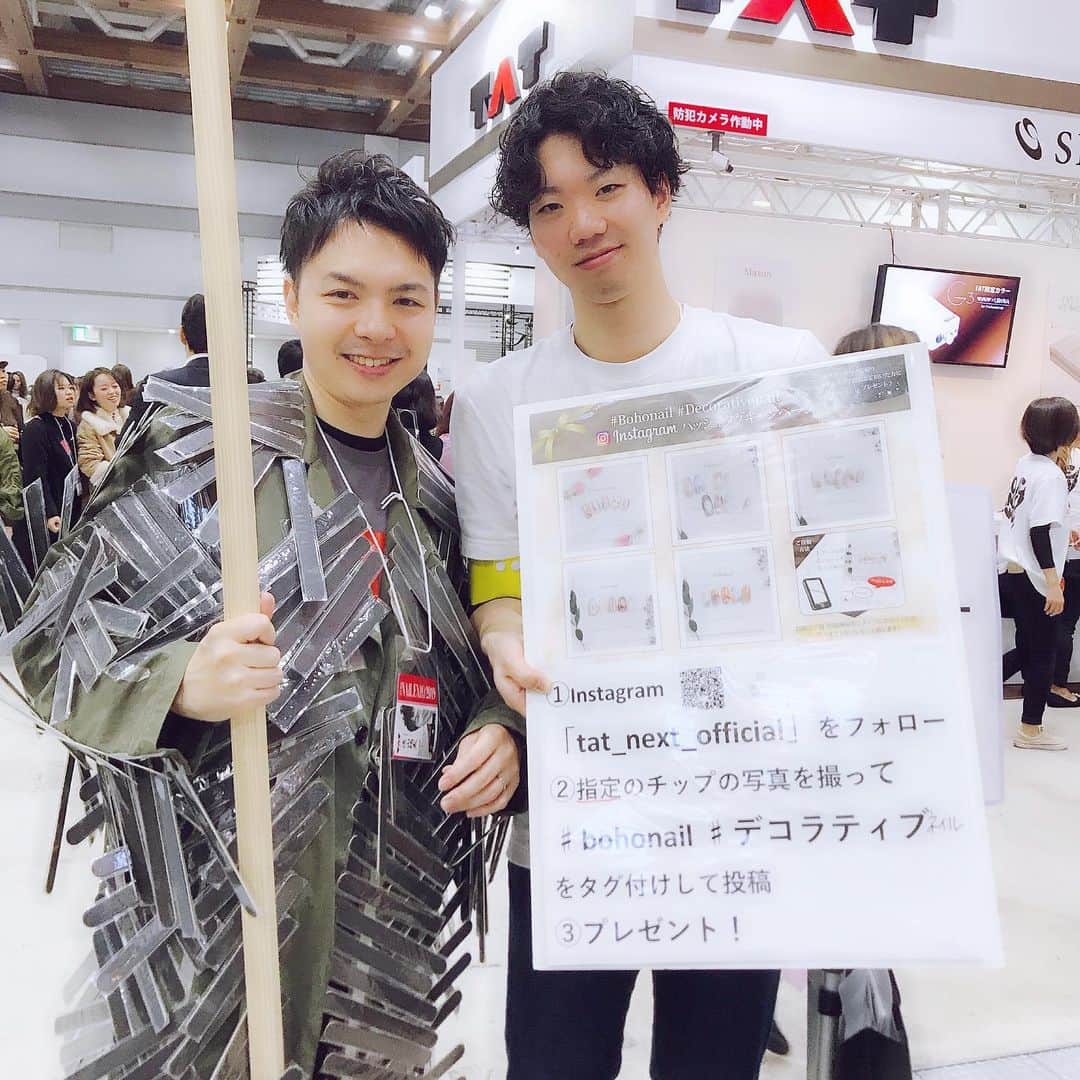 なかやまちえこさんのインスタグラム写真 - (なかやまちえこInstagram)「ネイルMAXブースにて、オリンパスのカメラのレンズキャップデコも飾っていただいてました😳💦⠀ こちらは次号のネイルMAXに掲載されるので、発売後にまたUPしますね😳」11月26日 17時33分 - chiekonakayama