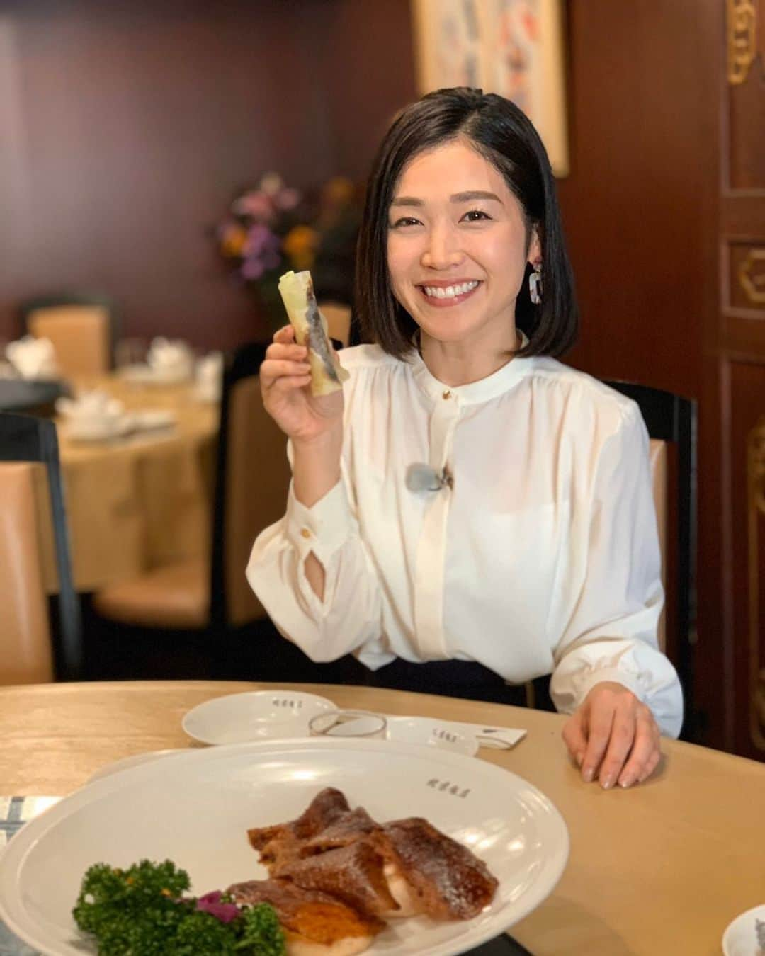 佐藤美樹さんのインスタグラム写真 - (佐藤美樹Instagram)「北京料理と言えばコレ♩他にも美味しい中国料理を沢山リポートしましたよー。歴史ミステリー！横浜中華街は今週の土曜日放送です🐼💓 *:;;:*+*:;;:*+*:;;:*+*:;;:*+*:;;:*+*:;;:*:;;:* #ハマナビ  #11/30放送です #スペシャルな回  #美味しいもの沢山  #グルメ  #横浜中華街  #横浜中華街グルメ  #北京飯店  #グルメリポート  #リポーター  #フリーアナウンサー  #女子アナ  #佐藤美樹」11月26日 17時53分 - satomiki0224