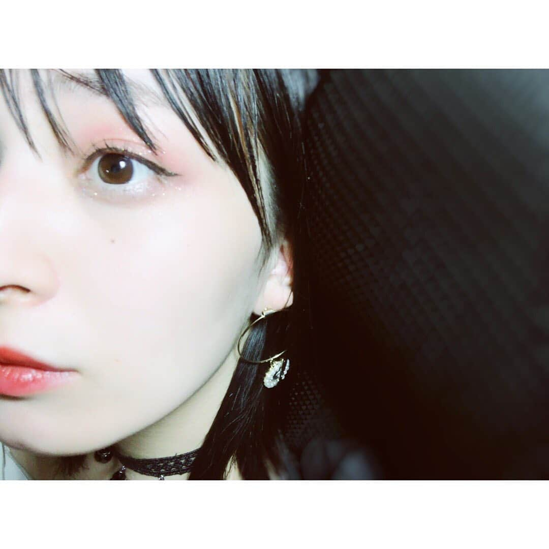 長尾寧音さんのインスタグラム写真 - (長尾寧音Instagram)「💄﻿ ﻿ こんなメイクもしたなぁ😳﻿ ﻿ ﻿ 目の下キラキラ✨﻿ ﻿ ﻿ ﻿ ﻿」11月26日 17時55分 - nagaoshizune_official