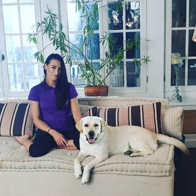 カタリナ・ポノルのインスタグラム：「🥰🐶」